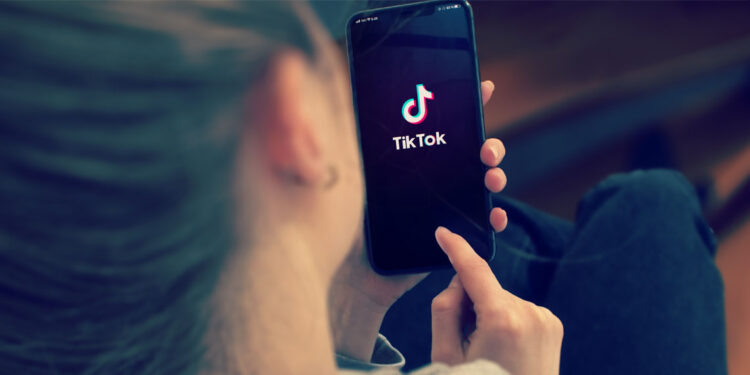Popular TikTok videos portraying Tourette syndrome are poorly representative of the disorder, neurologists say