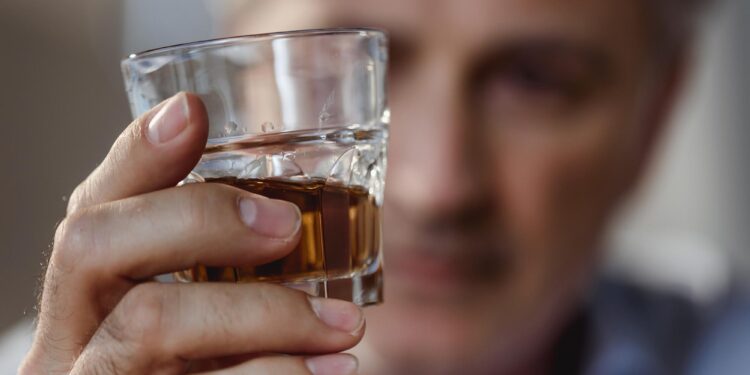 New NIH Study Suggests That a Heart Medication Reduces Alcohol Consumption