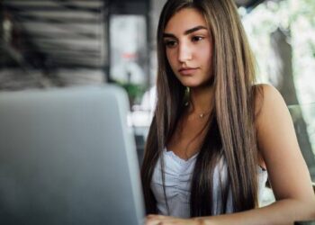 How to Improve the Therapeutic Relationship Digitally