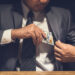 Study helps explain why some people have a negative opinion toward corrupt people but act corruptly themselves