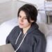 10+ Mindful Grounding Techniques (Incl. Group Exercise)