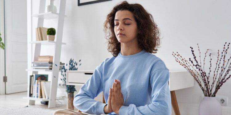 Brief meditation shown to reduce depression, anxiety and stress in senior students