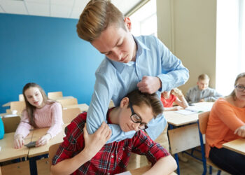 Male school bullies and their victims are more likely to commit violent offenses as adults
