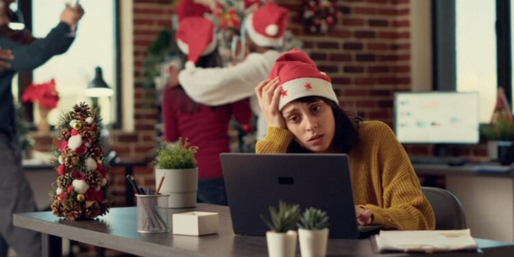 Coping with mental health struggles during the holiday season