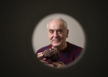 Neuroscientist Javier de Felipe: ‘I would love to become a dog for a few minutes’ | Science & Tech