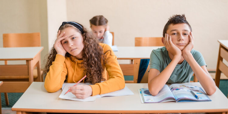 Bored students are more likely to engage in sadistic actions, studies find