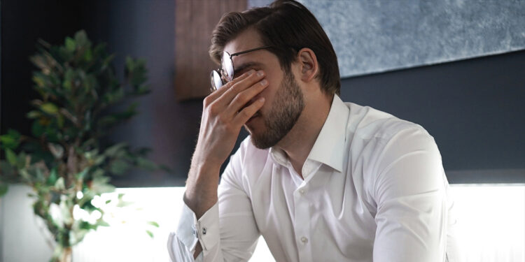 Study finds extraverts have an advantage