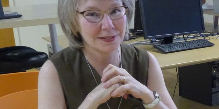 Chatbot Care Managers? ACOs Should be Cautious in AI Adoption