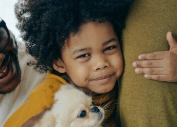 Anxious Attachment Style: What It Is (+ Its Hidden Strengths)