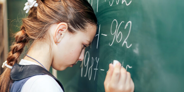 Poor students perform worse on math questions about money and food, study shows
