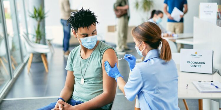 Individuals with higher cognitive flexibility are more positive toward vaccination