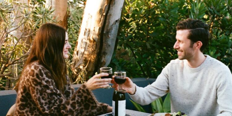 Tired of Dating Apps? Here’s How to Put Yourself Out There