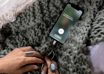 14 Top Meditation & Mindfulness Apps to Transform Your Day