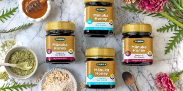 Manuka Honey Buying Guide: UMF, MGO & Every Rating